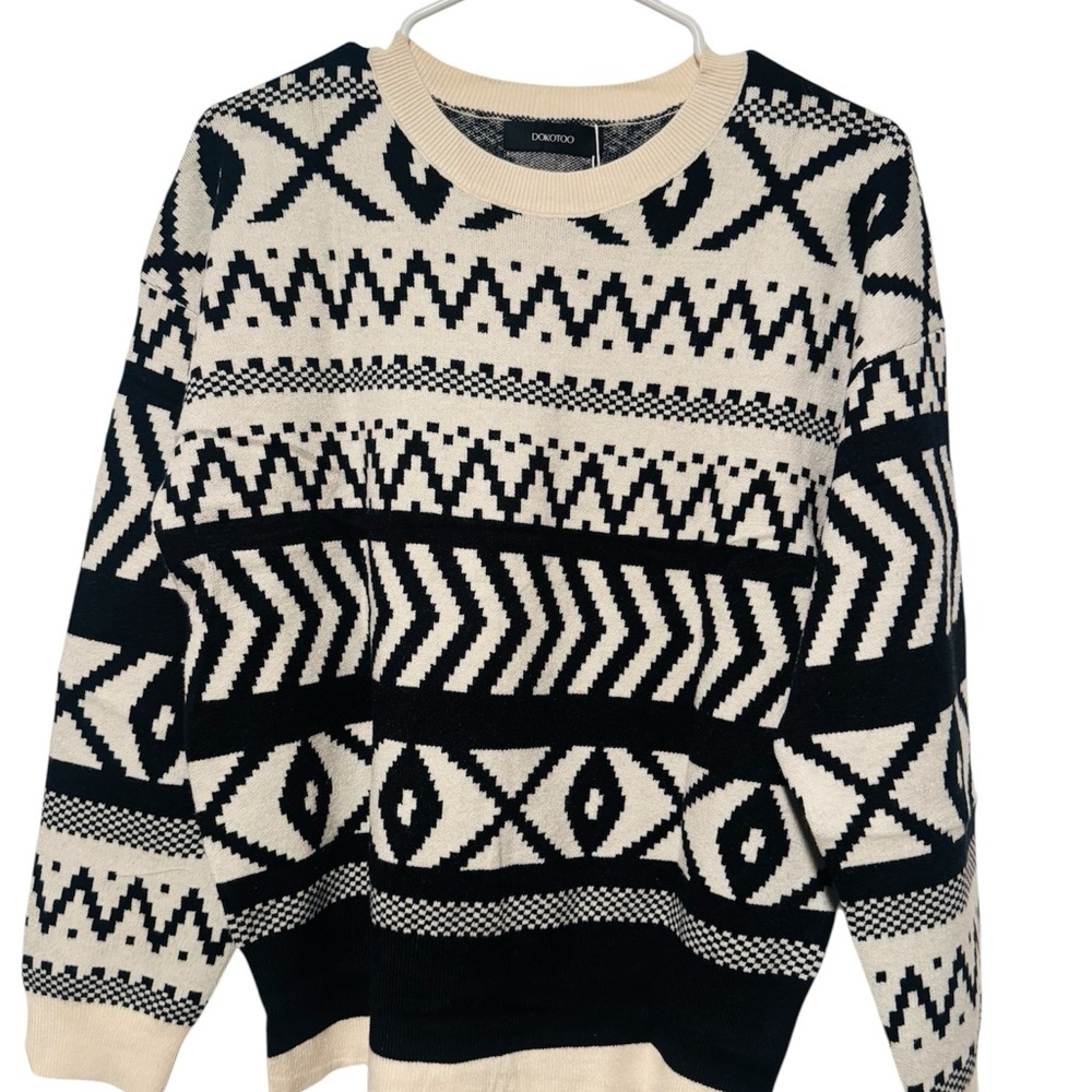 Black and Cream Geometric Sweater New! Size Small